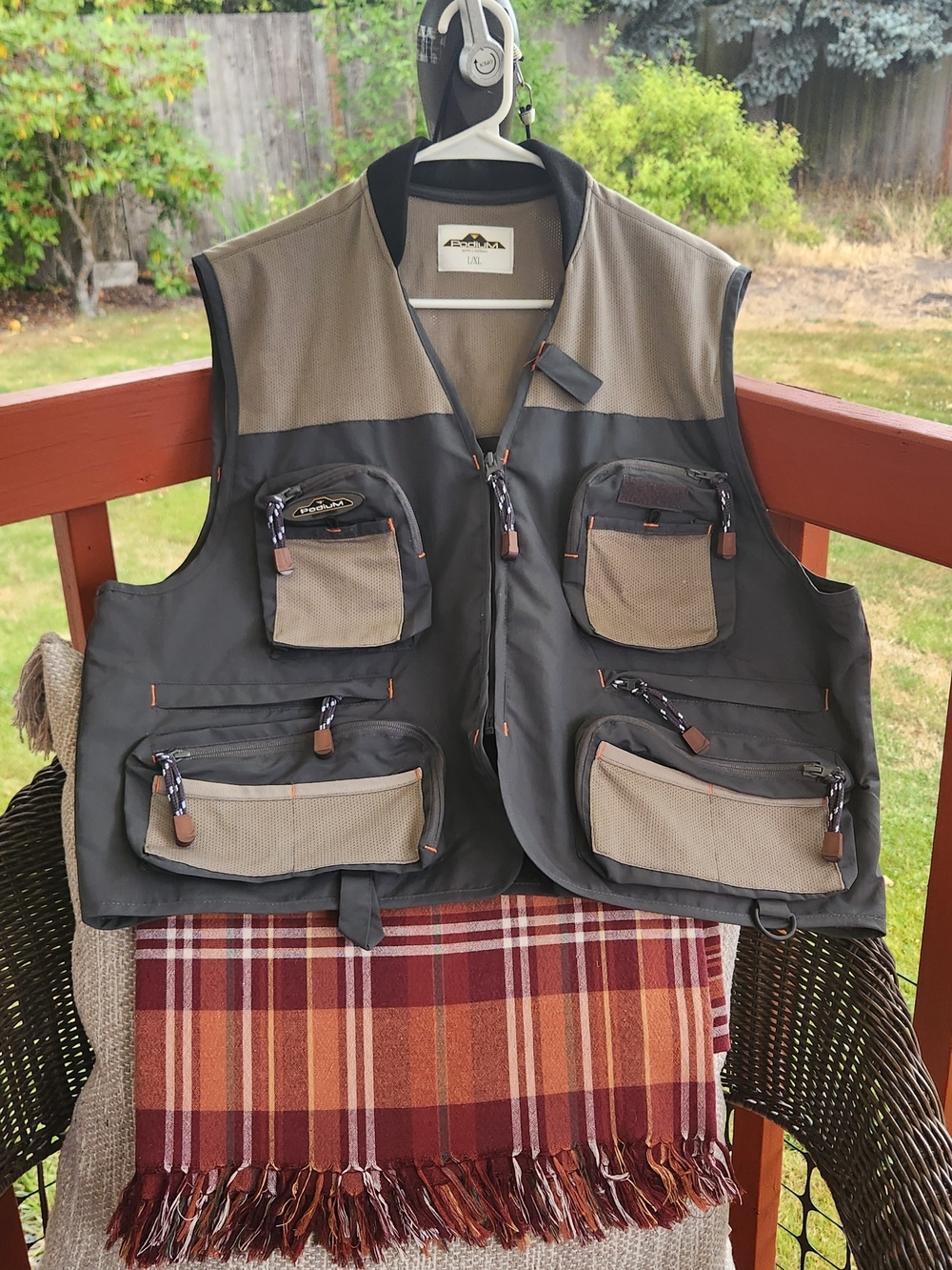 Podium, Men's Utility Fishing Vest in Dark Gray and Khaki. L/XL.